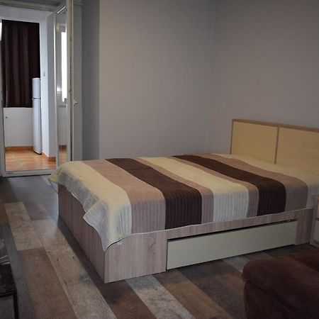 Apartament Hospital View Independentei Rhbm Бая-Маре Экстерьер фото
