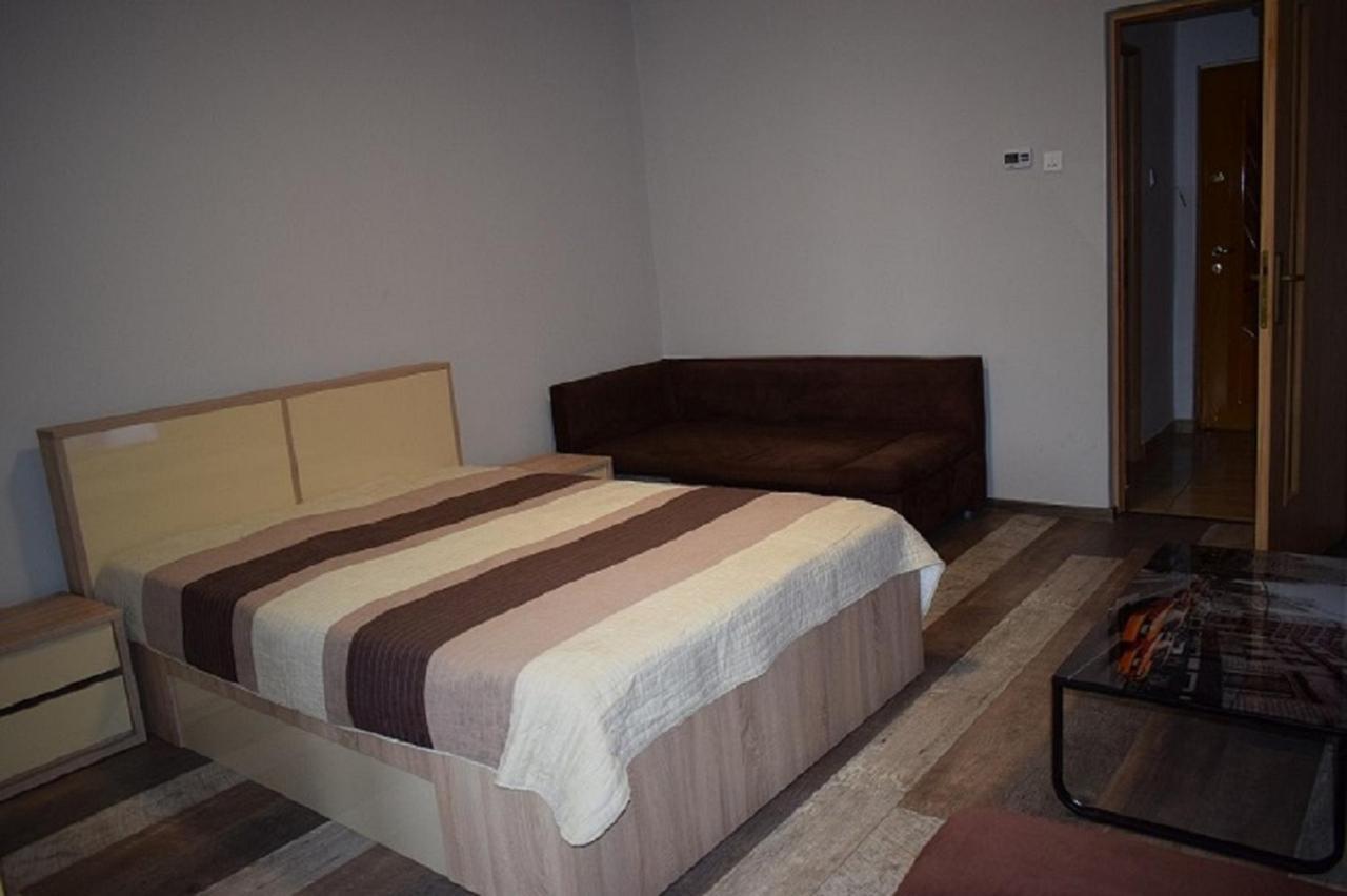 Apartament Hospital View Independentei Rhbm Бая-Маре Экстерьер фото